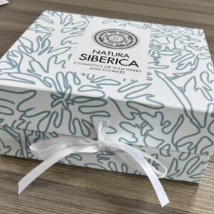 CAJA NAVIDAD NATURA SIBERICA GRANDE 2025, 25x20x11,5 cm